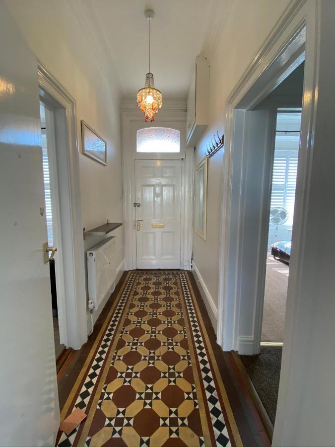 York City Center Apartments With Free Private Parking Exterior photo
