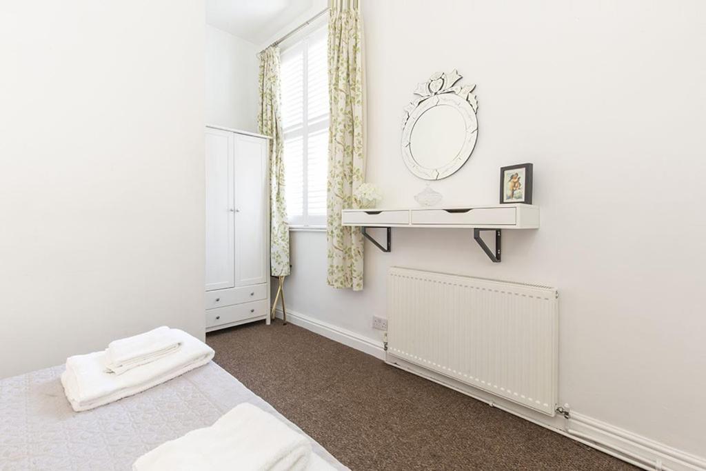 York City Center Apartments With Free Private Parking Exterior photo